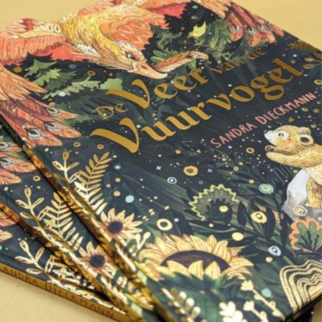 Prachtige cover van veer van de veervogel