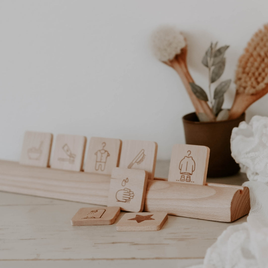 Houten planbord inclusief plankje. Voor routine in het gezin. 